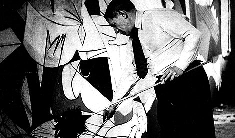 Guernica Being Painted